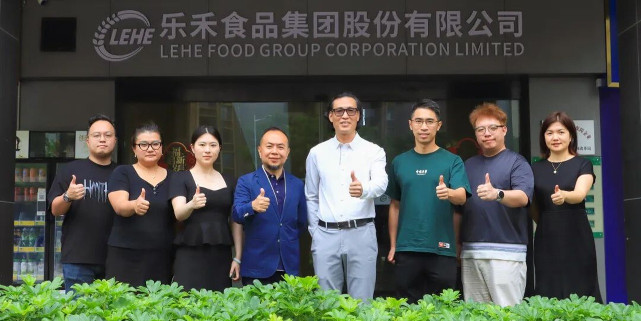 New Sailing and Lehe representatives at Lehe headquarters during the partnership signing